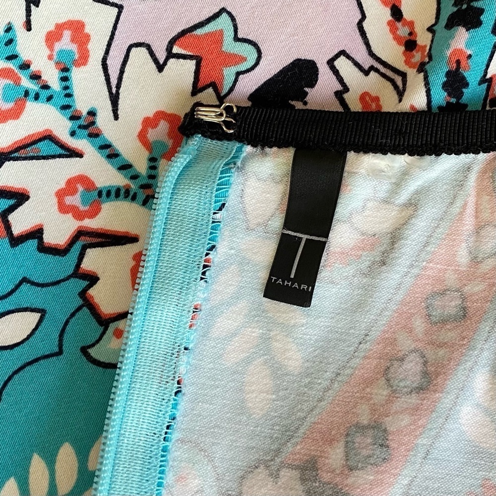 T Tahari skirt - Picture 6 of 8